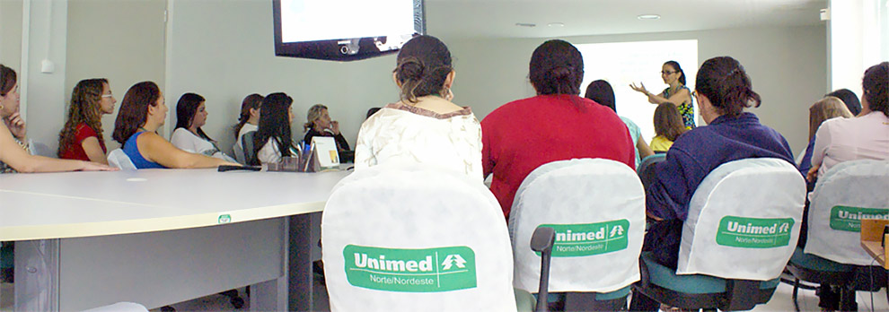Unimed Norte/Nordeste promove palestra sobre prevenção de colo do útero para colaboradoras